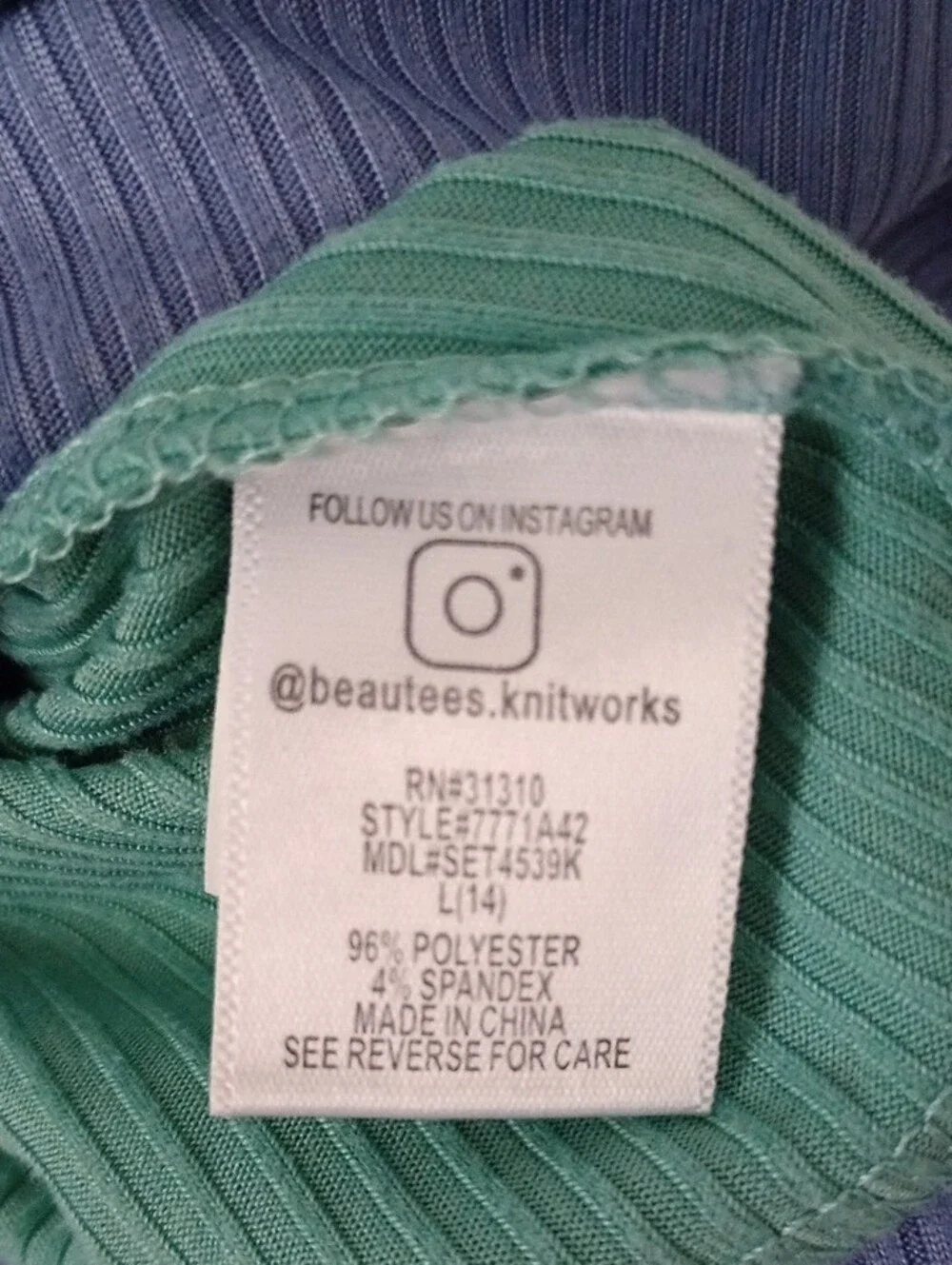 Knitworks sleeveless knit